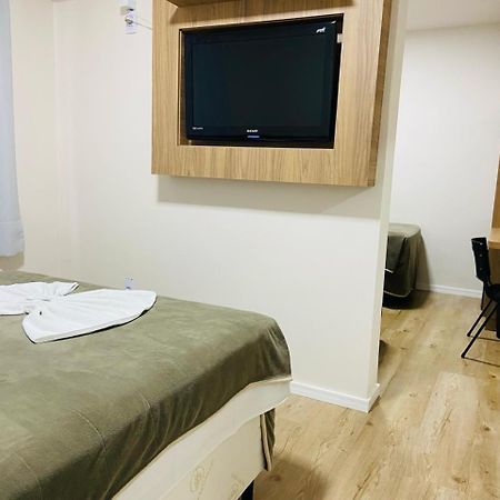 Hotel Paris 库里蒂巴努斯 外观 照片