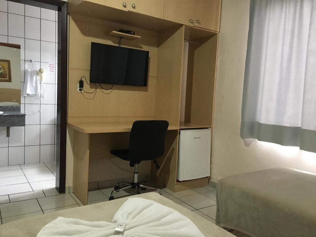 Hotel Paris 库里蒂巴努斯 外观 照片