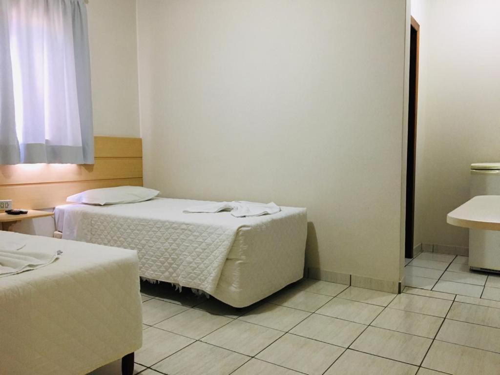 Hotel Paris 库里蒂巴努斯 外观 照片