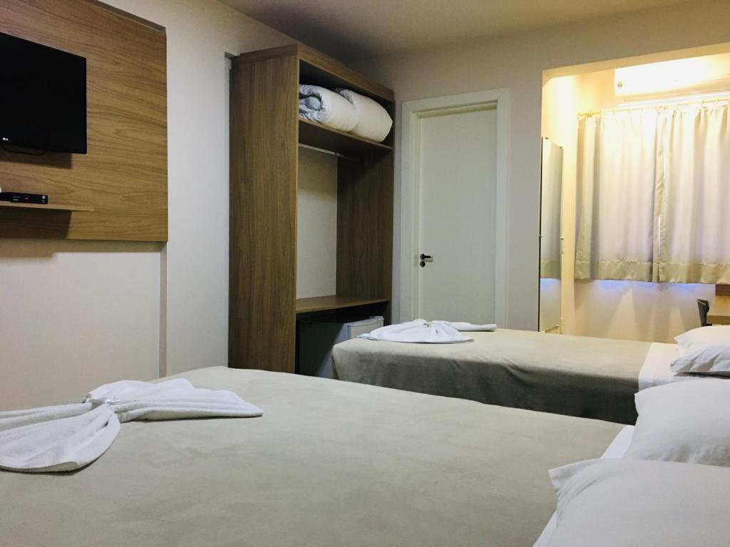Hotel Paris 库里蒂巴努斯 外观 照片